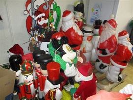 STUNNING DESIGNER QUALITY HOLIDAY OUTDOOR AND INDOOR DECORATIONS ~ SAVE ON YOUR DECORATING SHOPPING!!