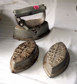 Asbestos 72-5 Vintage Sad Iron, Qty 3, With Ironing Handle