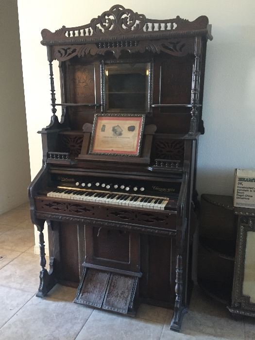 Antique Organ $500 OBO