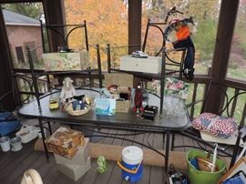 GREAT 5 PC. Patio Set !