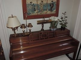 Piano / Woodblock, Lamps and more ...