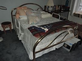 GREAT BRASS ART NOUVEAU BED !!!