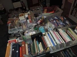 more views of the middle OFFICE SECTION