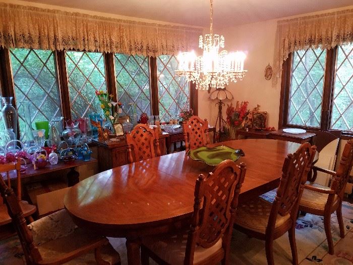Dining Room with Decorative Glass