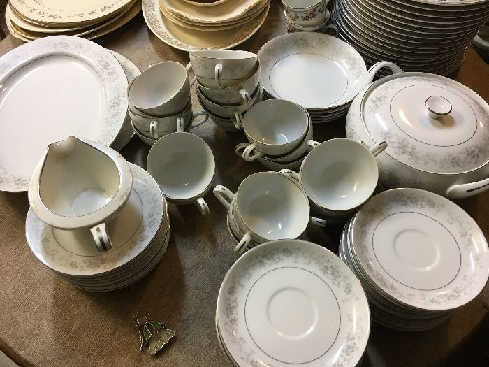 Camelot China Carrousel Pattern 1315                                                                            13 Bread/Salad Plates...22 Saucers....5 Soups....23 Coffee Cups....1 Creamer...1 Covered Veggie Boul....1 Large Oval Platter.....1 Round Platter                                   