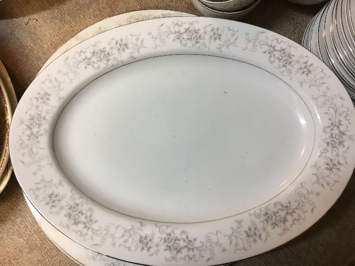 Camelot China Carrousel Pattern 1315                           Large Oval Platter