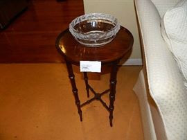 Vintage Round Table & Lalique Glass 