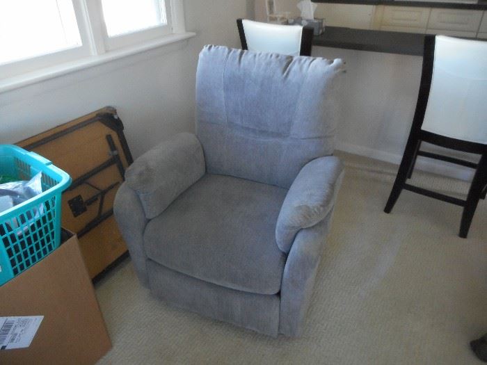 Cozy recliner chair