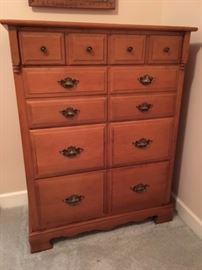 CHEST OF DRAWERS, SOLID MAPLE,PART OF A BEDROOM SET.