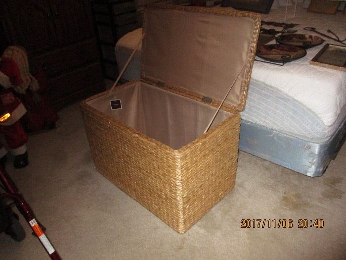 WICKER STORAGE  CHEST