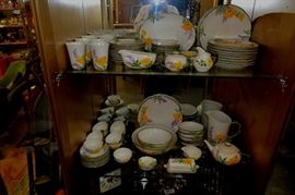 Franciscan Ware Poppy and Wisteria