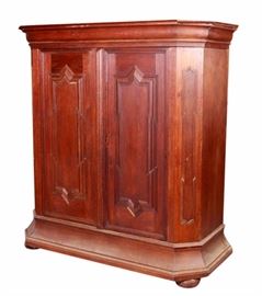 Large European Oak Schrank