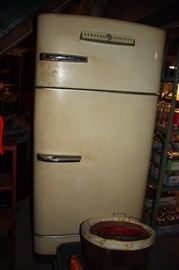 This General Electric fridge works!