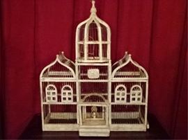 LARGE WHITE BIRDCAGE