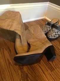 #104	Sonora women tan leather cowboy boots size 9.5	 $80.00 	