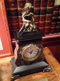 Mantel or desk clock