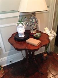 Antique scalloped edge side table; Buddha; accent lamp