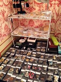 Large variety of jewelry