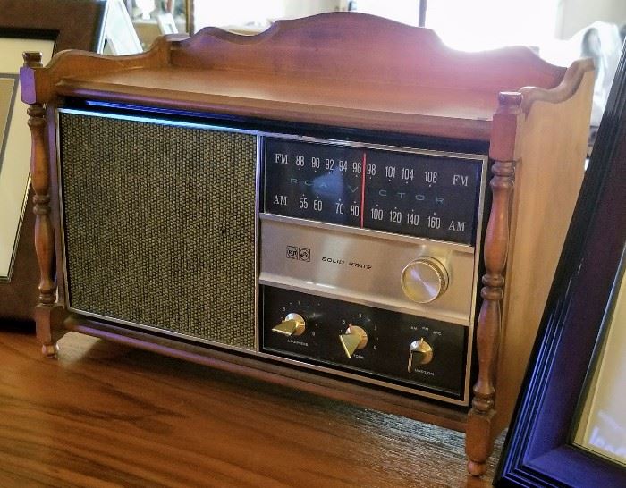 RCA Victor AM/FM Radio Solid State Maple Wood Console
