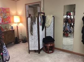 Furs, Vintage Screen