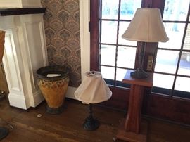 Pair of Smith & Hawken out door lamps