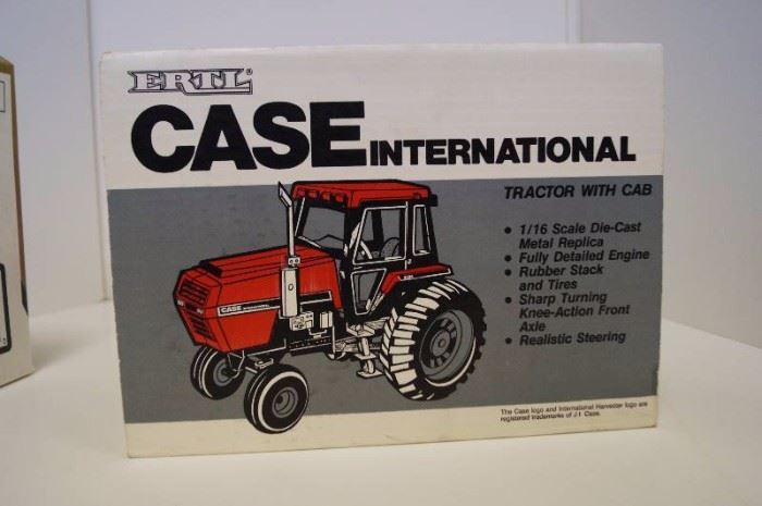 Ertl Case/International 2594 Tractor with Cab 1/16 ...