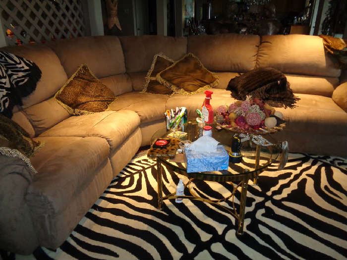 sectional sofa, area rug