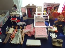 Vintage Barbie & Friends