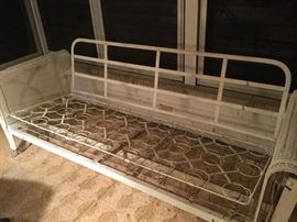 Glider springs are in good condition 