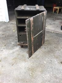 Military trunk