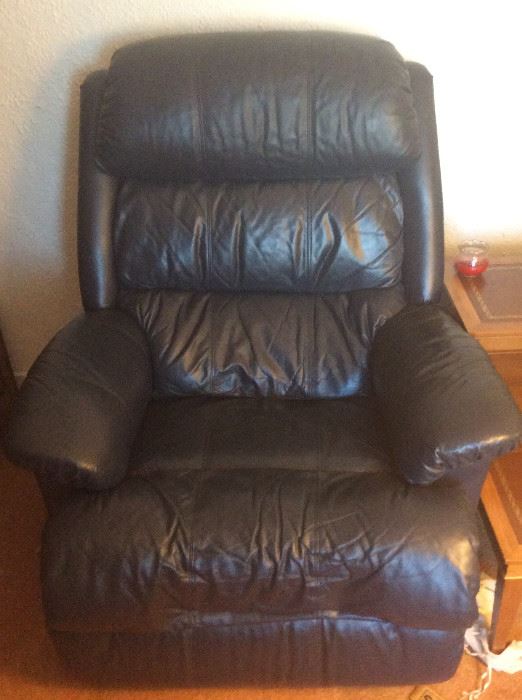 Blue Leather Recliner  http://www.ctonlineauctions.com/detail.asp?id=654863