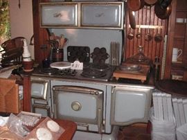 Cast Iron stove Copper Clad  blue enamal electric