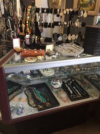 Estate Jewelry, Sterling Silver Jewelry,  Gold Jewelry, Jewelry Displays, 45s, Artwork, Showcases