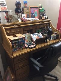 Roll Top Desk, Desk Chair, Chicago Bears Memorabilia, Vintage Toys & Games 