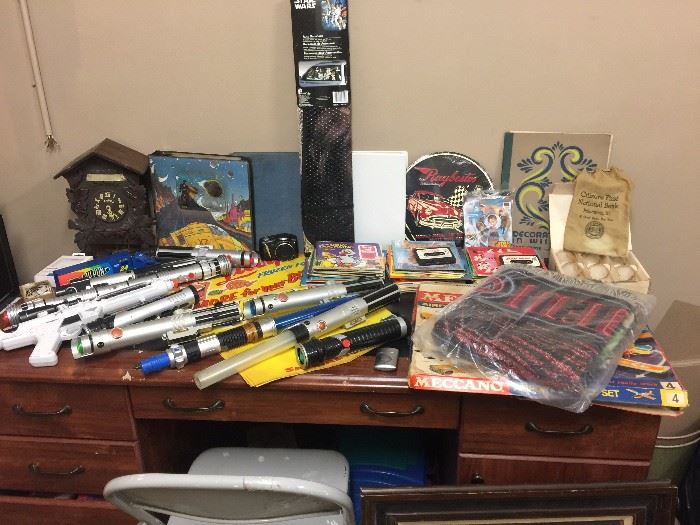 Large Star Wars Collection, Desk, Cuckoo Clock, Antiques, Collectibles