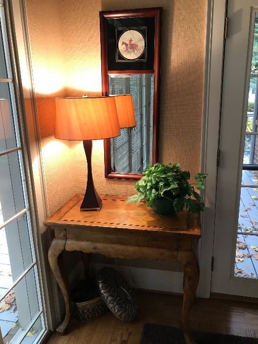 Hunt mirror, designer lamp, lovely table