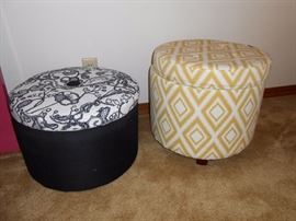 storage ottomans