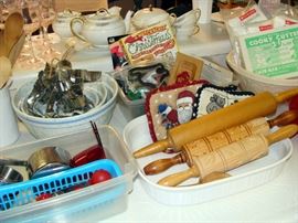 Cookie Cutters, Rolling Pins, Splatter Mixing Bowls, baking, Christmas, holiday