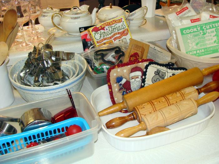 Cookie Cutters, Rolling Pins, Splatter Mixing Bowls, baking, Christmas, holiday
