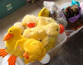 Stuffed animals, plush toys, Scooby-Doo, Cartoon Network, Duck, new with tags