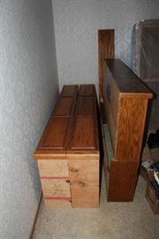 Waterbed Frame w/ under drawers