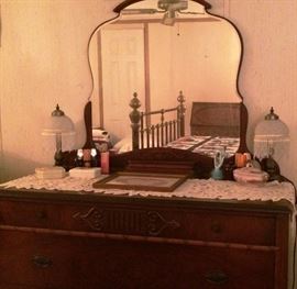 Antique Dresser w/Mirror, Vintage Perfumes, Lamps