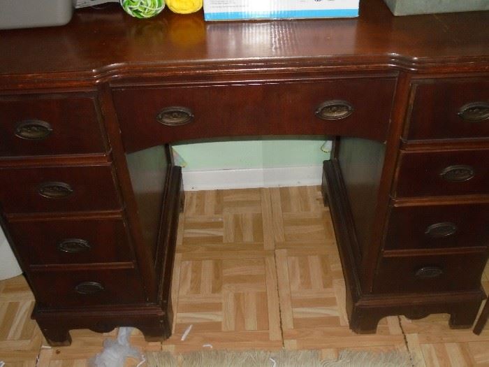 Wood desk w/7 drawers & chair