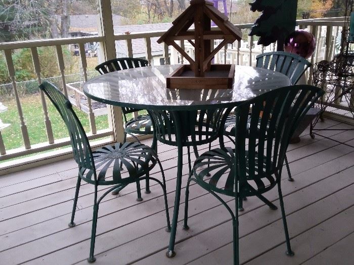 Art Deco Fan Back Sunburst Pinwheel Patio Table & Chairs