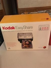 Kodak Easy Share- never used