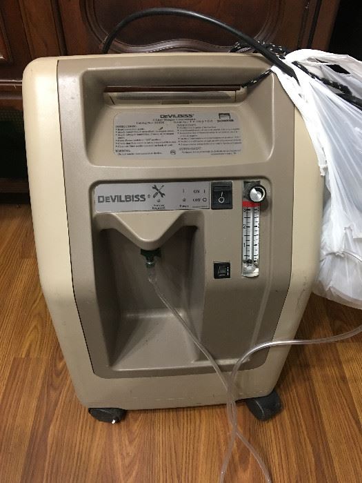 OXYGEN CONCENTRATOR