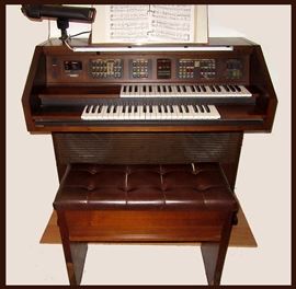 Nice Small Lowry Organ 