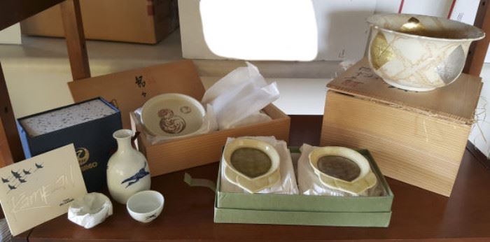 HPT049 Japan Gift Sets, Gold & Silver Leaf Ceramic Bowl - New in Boxes
