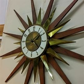 Elgin Starburst clock