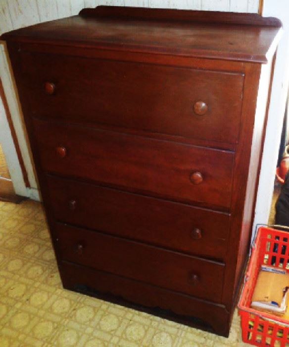 Vintage 4-Drawer Dresser